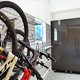 luxury_Garage_wall_basket_Bike_shiny_brown