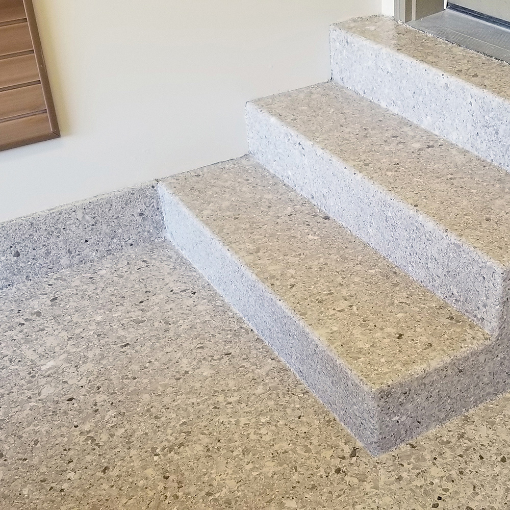 Garage-stairs-epoxy-floor