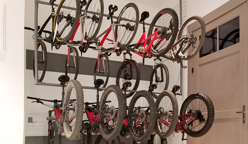 garage-organizer-tube-bicycles